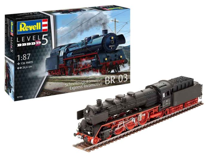 Revell Revell Standard express locomotive BR03 1:87 makett mozdony (02166)
