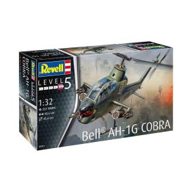 Revell Revell AH1G Cobra 1:32 helikopter makett (03821)