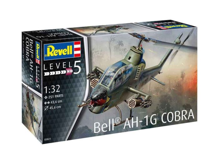 Revell Revell AH1G Cobra 1:32 helikopter makett (03821)