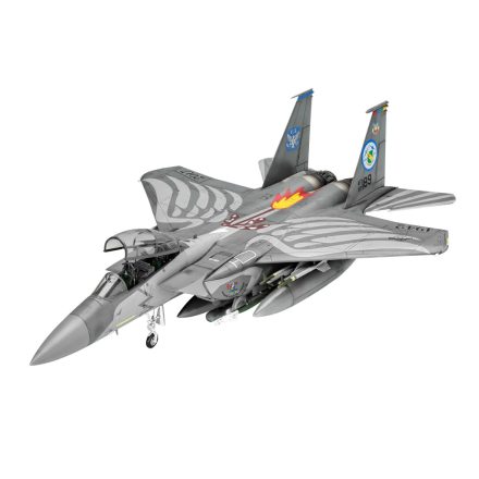 Revell F-15E Strike Eagle 1:72 makett repülő (03841)