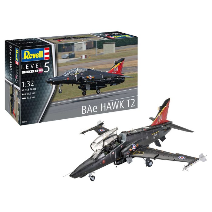 Revell Revell BAe Hawk T2  1:32 makett repülő (03852)