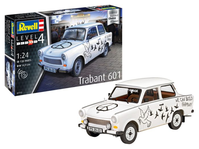 Revell Revell Trabant 601S Builders Choice 1:24 makett autó (07713)
