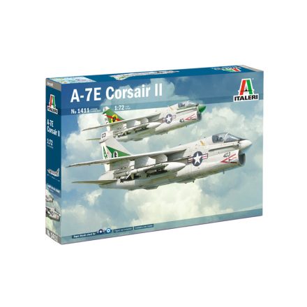 Italeri A-7E Corsair II  1:72 makett repülő (1411s)