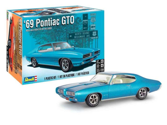 Revell Revell 69 Pontiac GTO The Judge 2N1 makett autó 1:24 (14530)