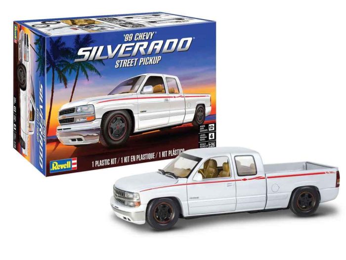 Revell Revell 1999 Chevy Silverado Street Pickup 1:25 makett autó (14538)