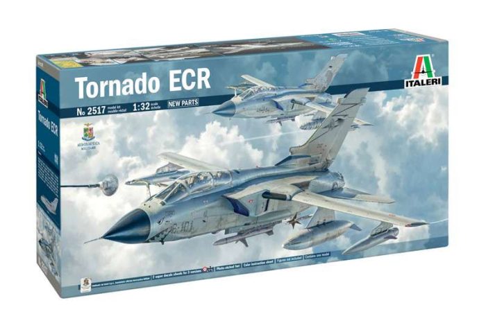 Italeri Italeri Tornado IDS/ECR  1:32 makett repülő (2517s)