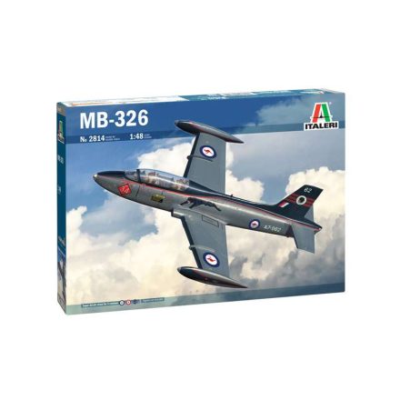 Italeri MB 326 1:48 makett repülő (2814S)