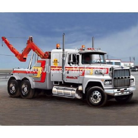 Italeri U.S. Wrecker Truck  1:24 makett kamion (3825s)