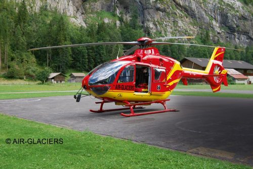 Revell EC135 Air-Glaciers helikopter makett 4986