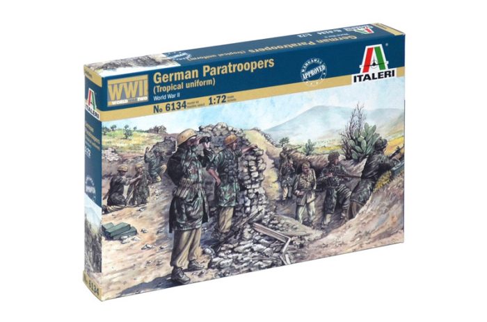 Italeri Italeri - German Paratr. - tropical unif. (WWII) 1:72 (6134s)