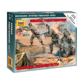   Zvezda Zvezda German Paratroopers /1939-1942/ makett figura 1:72 (6136)