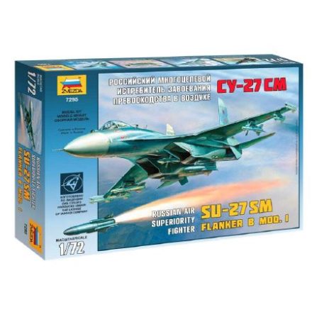 Zvezda SU-27SM 1:72 makett repülő (7295)