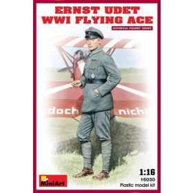 Miniart 1:16 Ernst Udet. WWI Flying Ace
